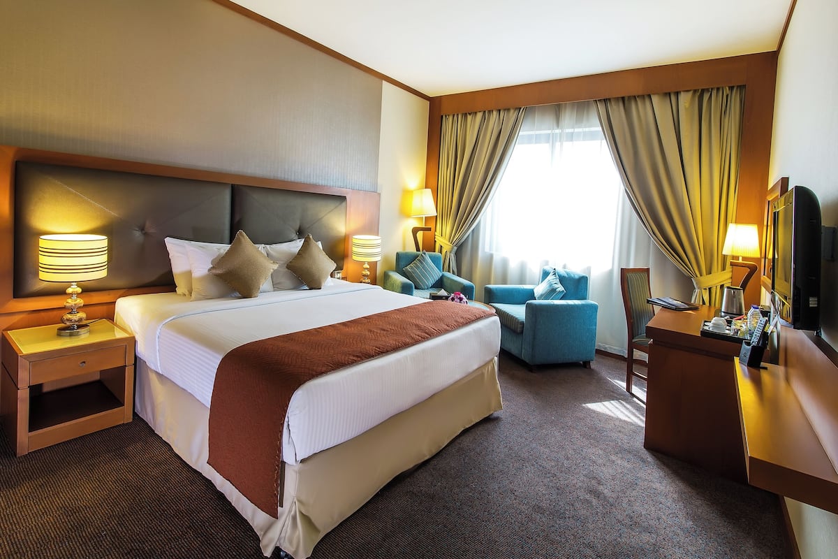 Deluxe Double-King | Minibar, una cassaforte in camera, una scrivania, insonorizzazione