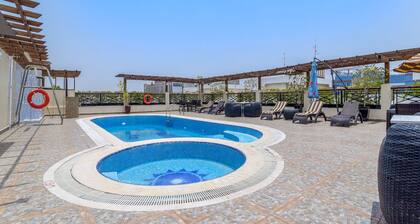Landmark Summit Hotel