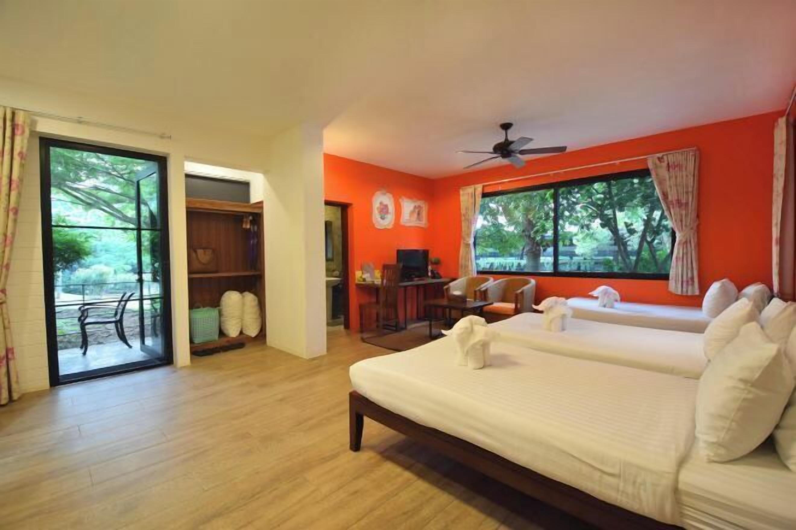 Decoración individual, mobiliario individual, escritorio