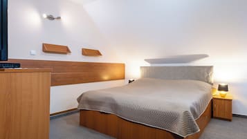 Habitación Premium, 1 habitación | Caja de seguridad en la habitación, escritorio y insonorización