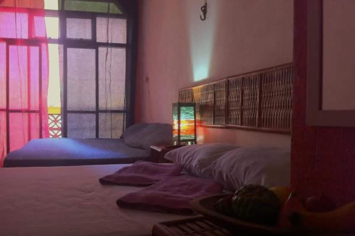 Comfort Quadruple Room, 2 Double Beds, Balcony | Premium bedding, iron/ironing board (on request), WiFi (free)