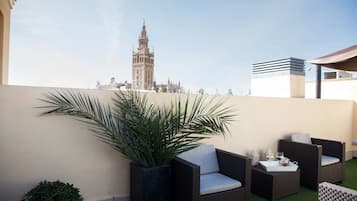 Deluxe Penthouse, 2 Bedrooms, Terrace, City View | Terrace/patio