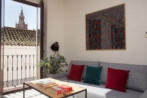 Deluxe Apartment, 2 Bedrooms, City View | Living area