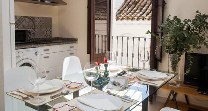 Guzman El Bueno Suites