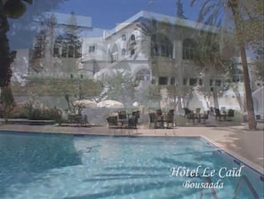 Outdoor pool - Le Caid (Boussaada)