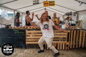 Buffet - Zarautz Beachside Surf Camp (Zarautz)