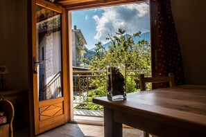 Apartment, 2 Bedrooms, Kitchenette, Mountain View | View from room