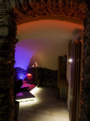Sauna, massage-/behandlingsrum