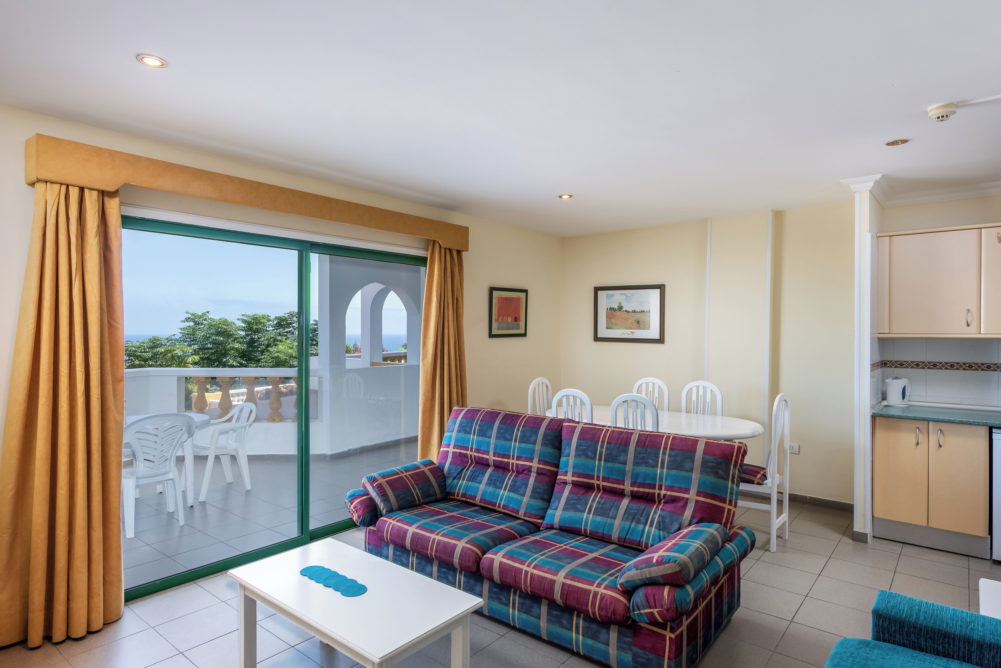 Panoramic Apartment, 2 Bedrooms, Terrace, Partial Ocean View | In-room safe, iron/ironing board, free WiFi, bed sheets