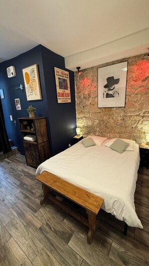Studio Ville | Décoration personnalisée, ameublement personnalisé, Wi-Fi gratuit