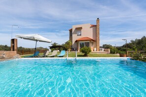 Villa | 3 bedrooms, in-room safe, desk, soundproofing - Natura House (Rhodes)