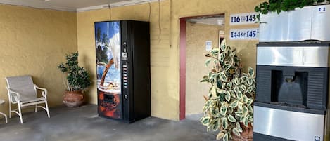 Myyntiautomaatti