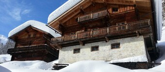 Ferienwohnungen am Berg - Almhütte Alfen