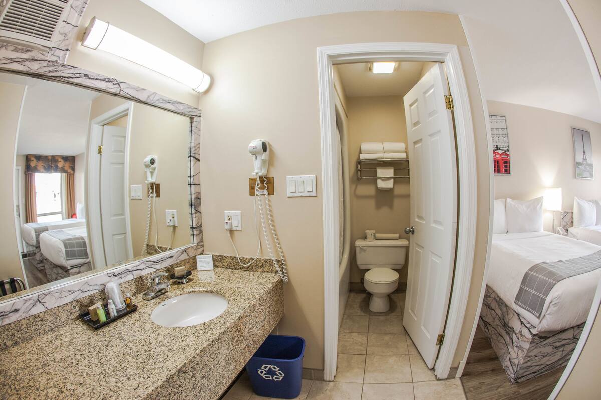 Ducha del cuarto de baño