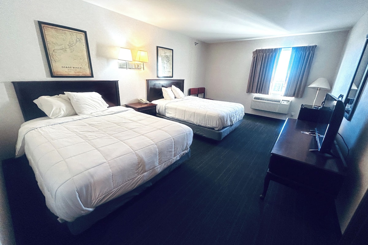 Rum - icke-rökare (3 Queen Beds) | Strykjärn/strykbräda, gratis wi-fi och sängkläder