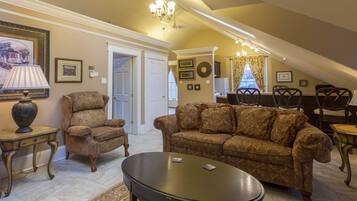 Executive Penthouse, 1 Bedroom, Kitchen, Harbor View | Living area | Flat-screen TV