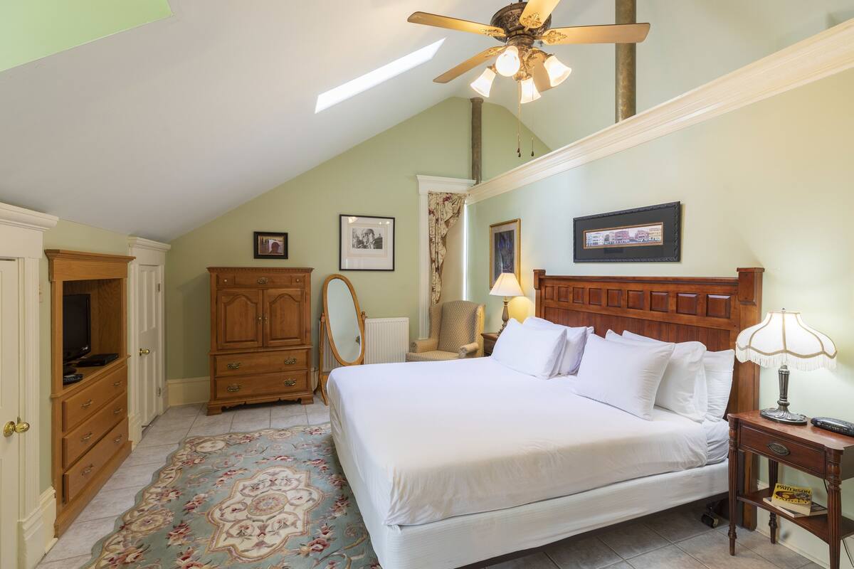 Executive Penthouse, 1 King Bed