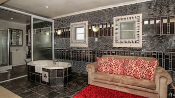 Luxury-Doppel- oder -Zweibettzimmer | Minibar, Zimmersafe, individuell dekoriert, Schreibtisch