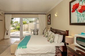 Minibar, in-room safe, individually decorated, desk