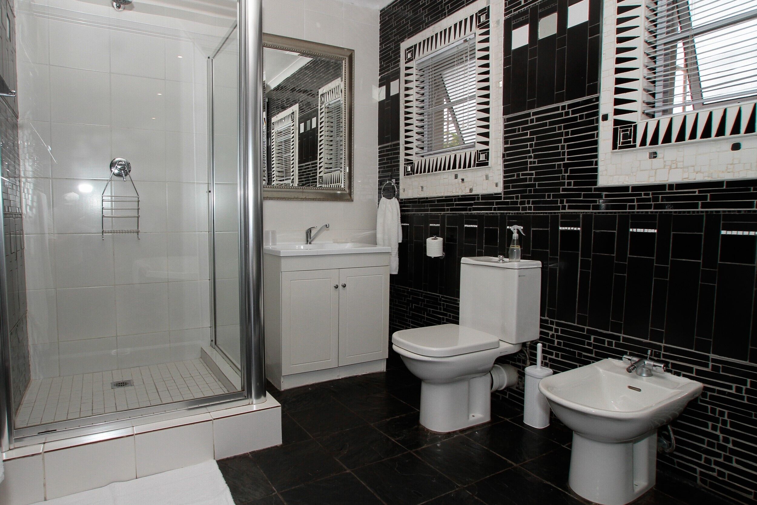 Photo - Chartwell Guest House