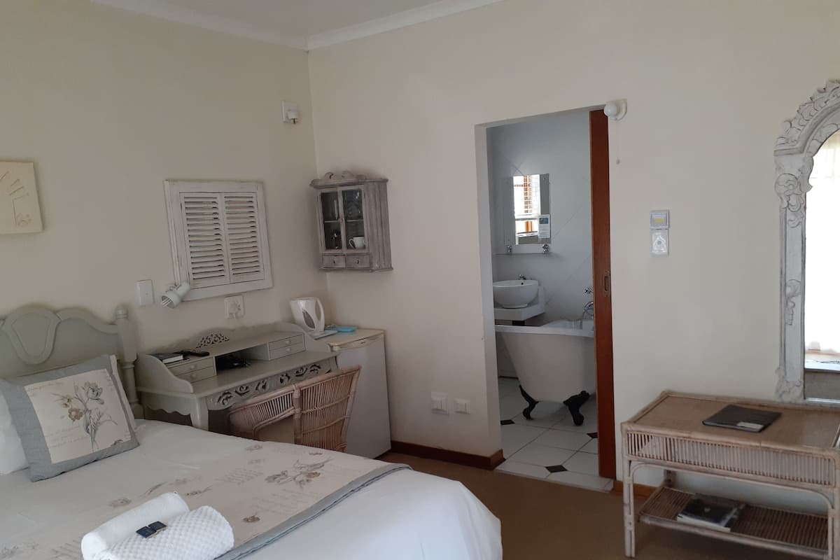 Luxury-Doppelzimmer | Minibar, Zimmersafe, Schreibtisch, kostenloses WLAN