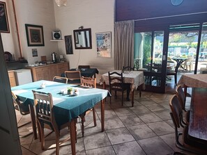 Free daily English breakfast - Aqua Marine Guest House (Gqeberha (Port Elizabeth))