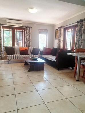 Family Bungalow, 2 Bedrooms | Living area