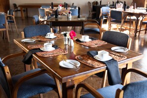 Petit déjeuner préparé sur commande servi tous les jours en supplément