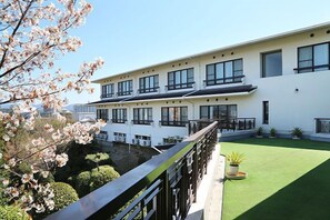 Property grounds - Hamayu Kuroshio Sanso (Shirahama)