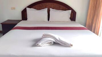 Escritorio, camas plegables/adicionales, wifi gratis y ropa de cama