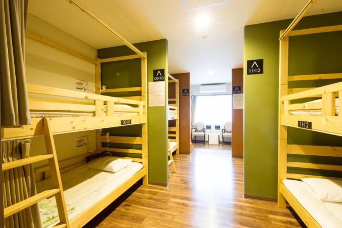 Dormitorio compartido, dormitorio mixto | Caja fuerte, tabla de planchar con plancha, wifi gratis