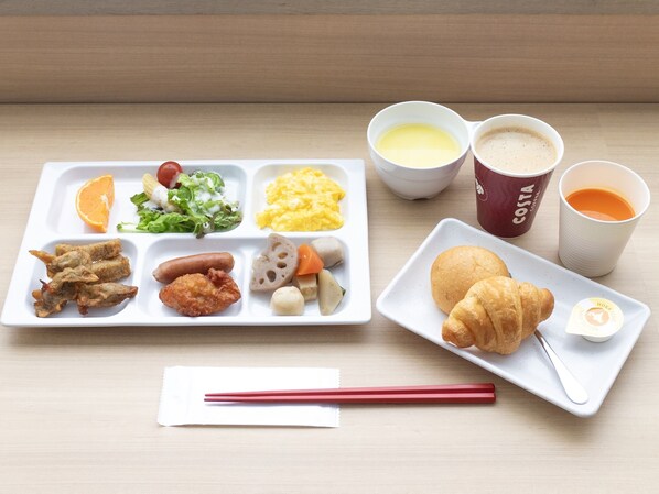 朝食