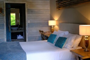Cabane, 1 grand lit, vue jardin (Non Pet Friendly) | Literie de qualité supérieure, minibar, bureau, chambres insonorisées