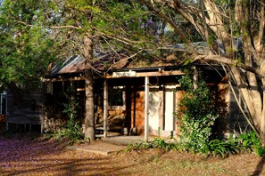 Exterior - The Laurels of Chinchilla (Chinchilla)