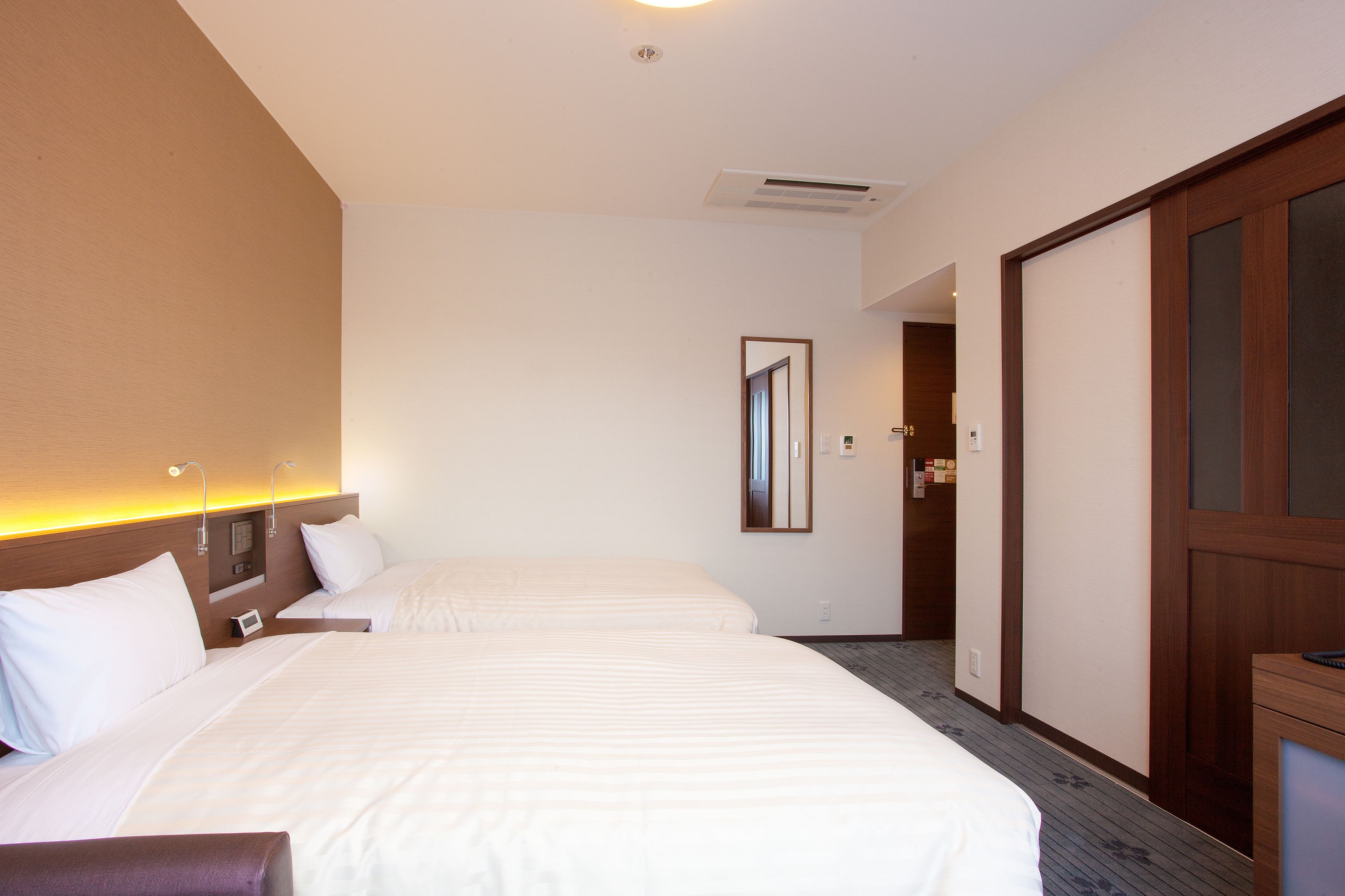 twin room | in-room safe, desk, blackout curtains, free wifi