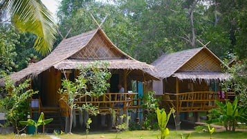 Standard Bamboo Bungalow FAN | Coffres-forts dans les chambres, lits bébé (en supplément)