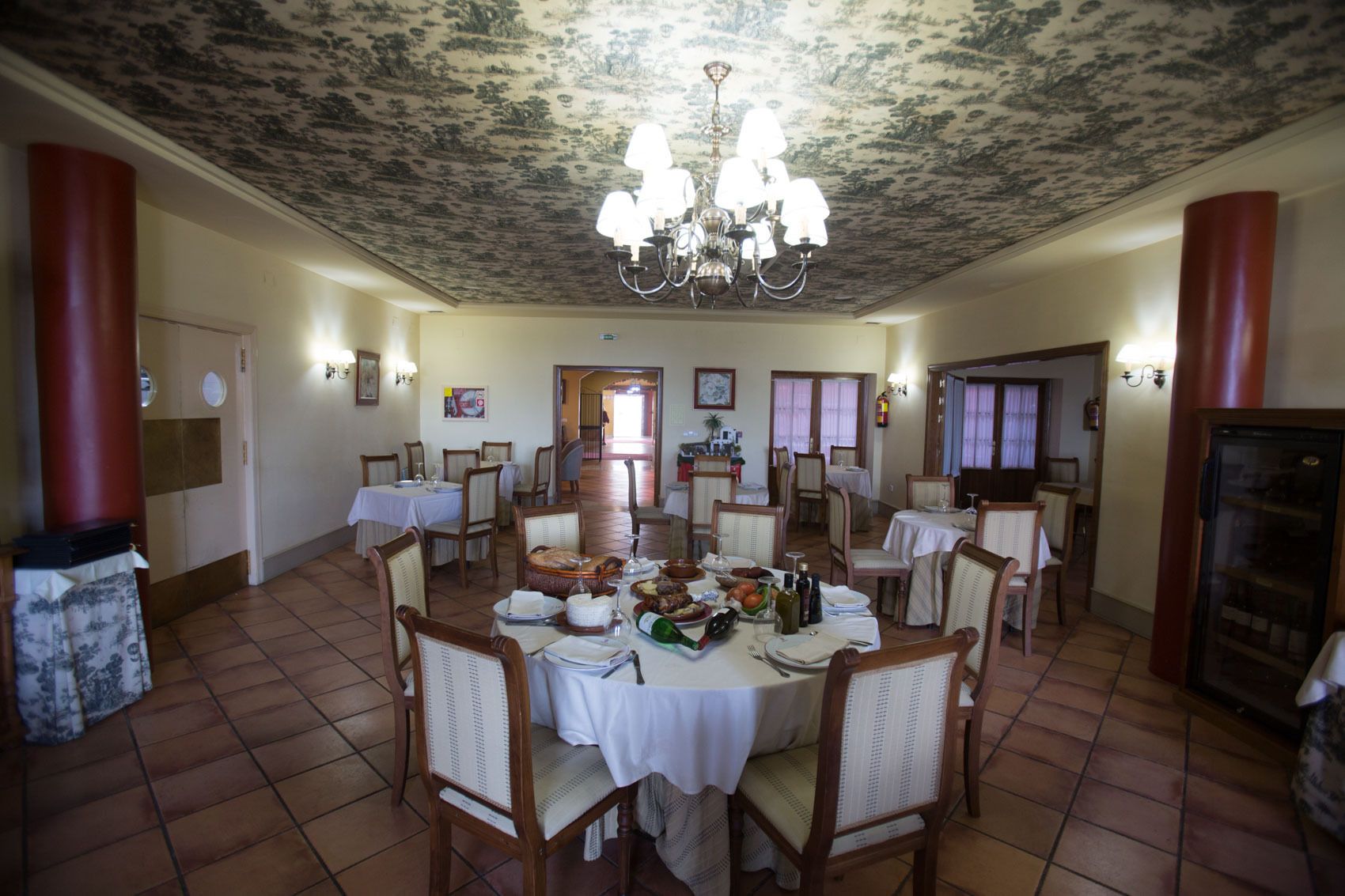 Breakfast, lunch, dinner served; Mediterranean cuisine 