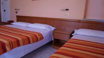 Caja de seguridad en la habitación, escritorio y wifi gratis