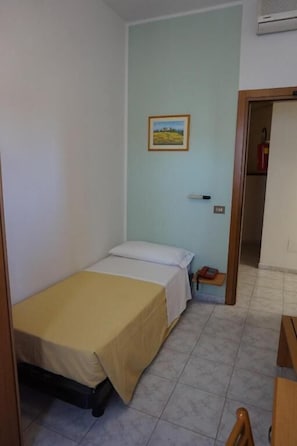 Coffre-fort, bureau, accès au Wi-Fi (inclus)