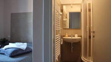 Comfort Double or Twin Room, Balcony | Minibar, desk, soundproofing, free cribs/infant beds