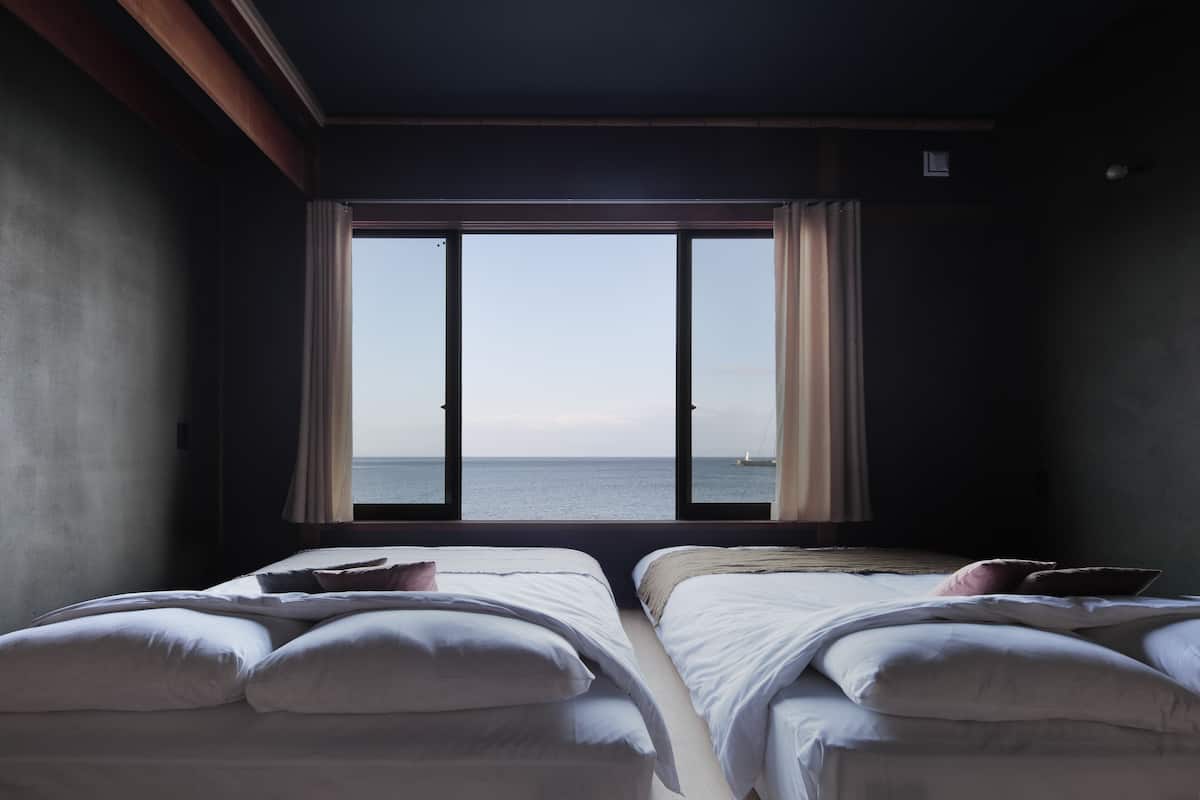 Twin Room, Ocean View | Langsir/tirai gelap terus, Wi-fi percuma, dihias secara berasingan 
