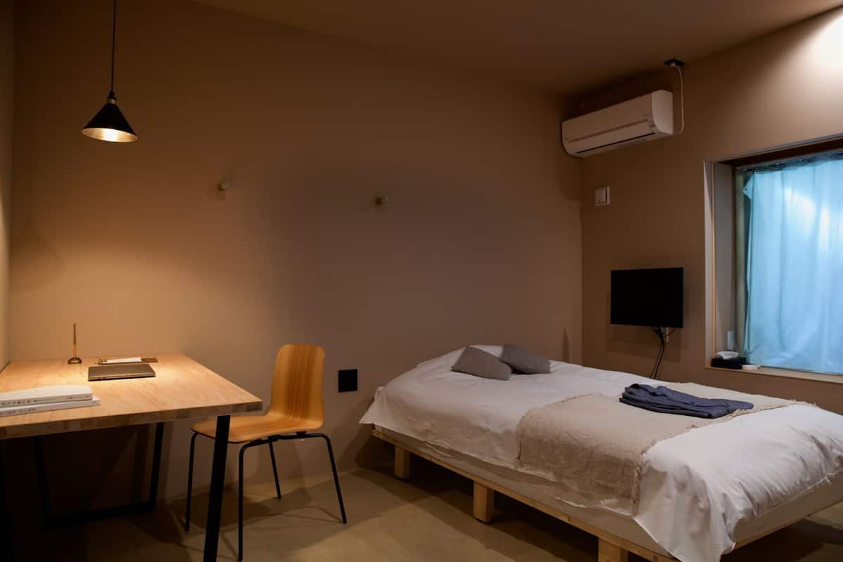 Single Room, 1 Katil Bujang XL (Large Single), Mountain View | Langsir/tirai gelap terus, Wi-fi percuma, dihias secara berasingan 