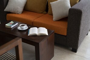 Library - Melheim Kandy Villas (Kandy)