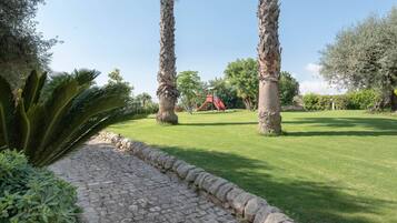Stroll through the beautifully manicured lawn and enjoy the tranquil surroundings.