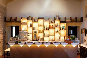 Free daily buffet breakfast  - Relais Torre Marabino (Ispica)