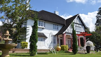 Executive Room | Exterior