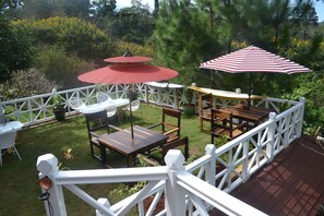 Frokost, lunsj og middag serveres, internasjonale retter 