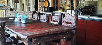 Tsumeb Backpackers & Safari