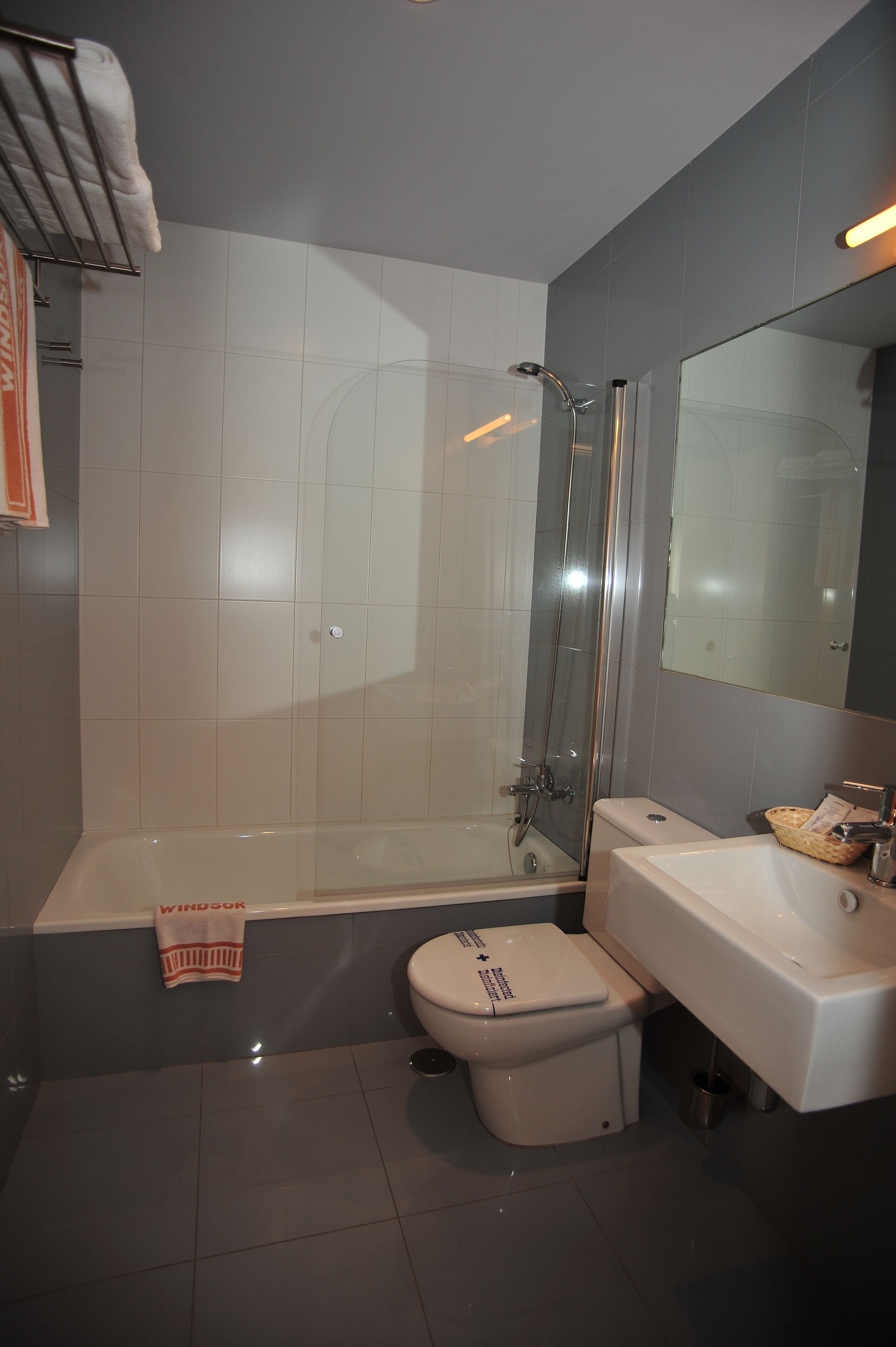 deep-soaking bathtub, free toiletries, hair dryer, towels