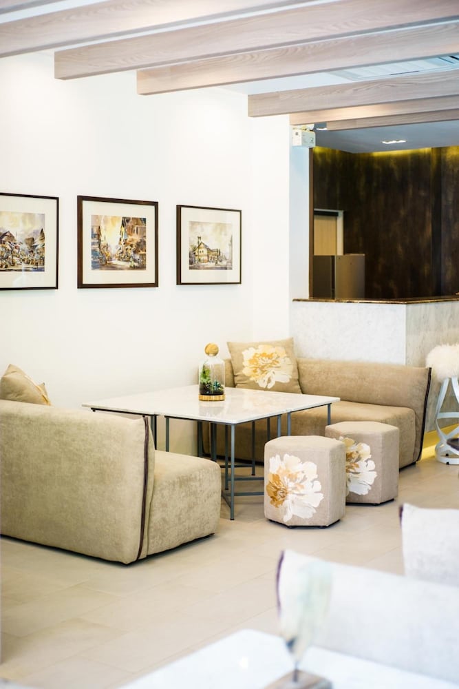 Kate and Hasu Boutique Chiangmai by null